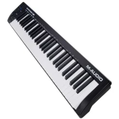 M-Audio Keystation 61 MK3-AIEP3 Bundle