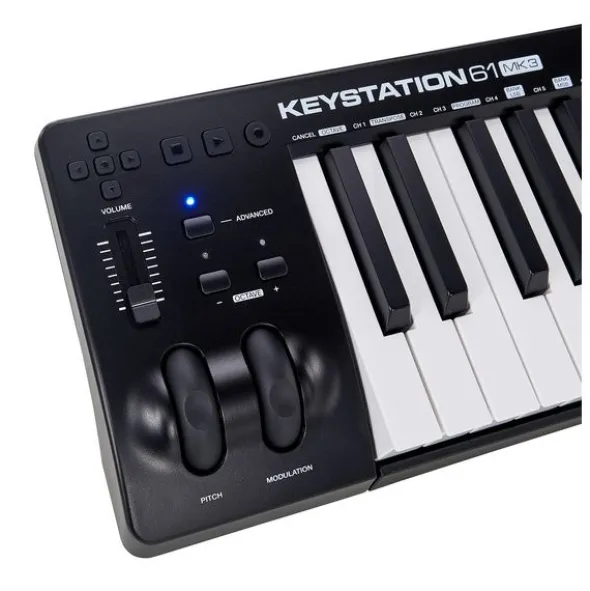 M-Audio Keystation 61 MK3-AIEP3 Bundle