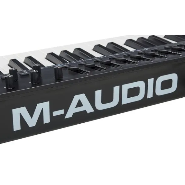 M-Audio Oxygen 49 MK5 - AIEP 3 Bundle