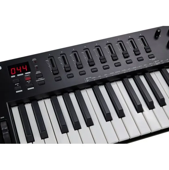 M-Audio Oxygen 49 MK5 - AIEP 3 Bundle