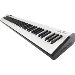 Midiplus X-8 III