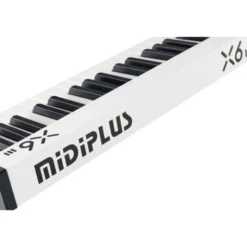 Midiplus X-6 III