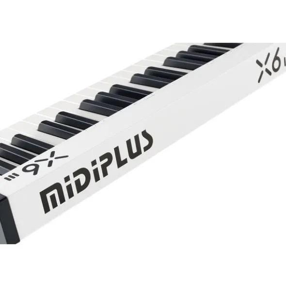 Midiplus X-6 III