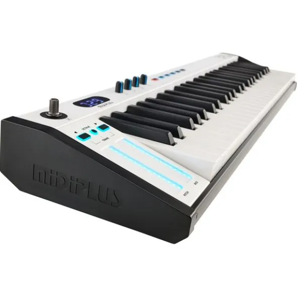 Midiplus X-4 III