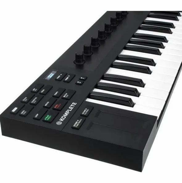 Native Instruments Komplete Kontrol M32