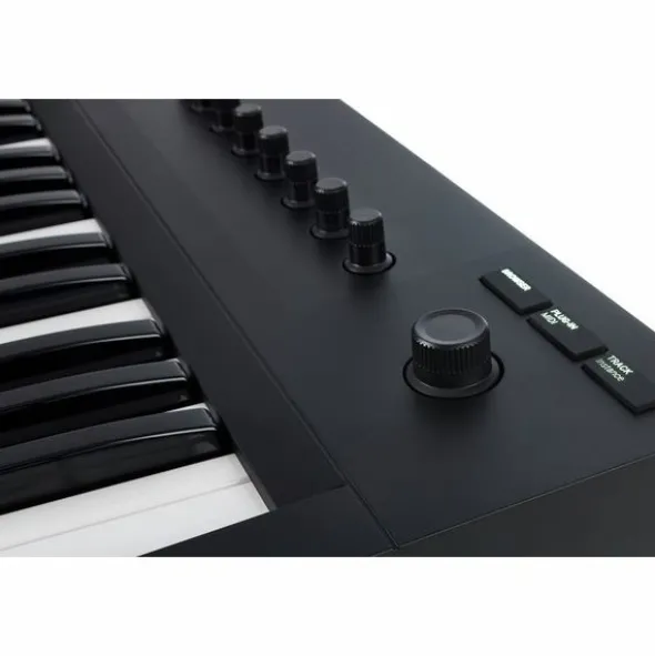 Native Instruments Komplete Kontrol A25