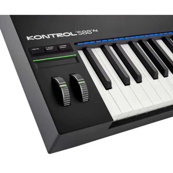 Native Instruments Kontrol S88 MK3 Komplete 26