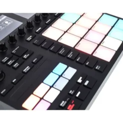 Native Instruments Maschine MK3 Black Bundle