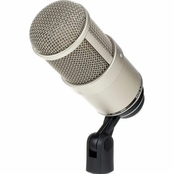 Neumann M147