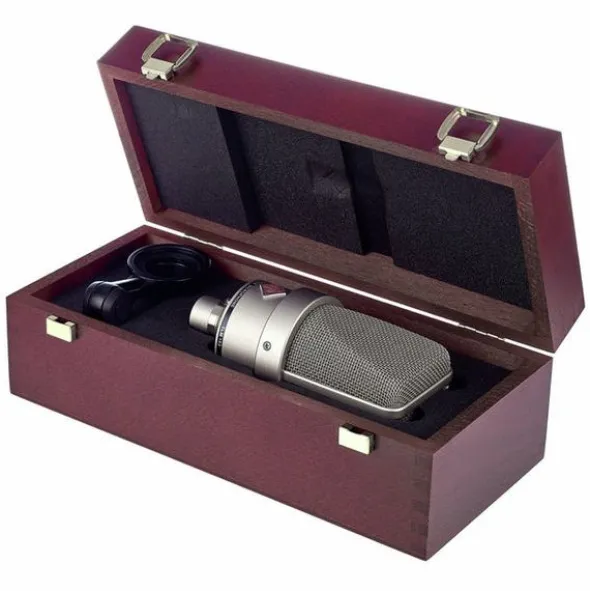 Neumann TLM 103
