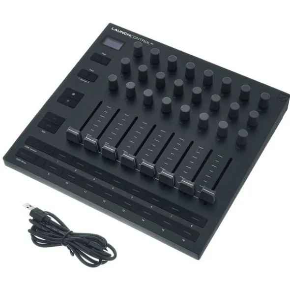Novation Launch Control XL 3 Bag Bundle