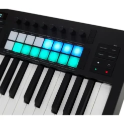 Novation Launchkey 25 MK4