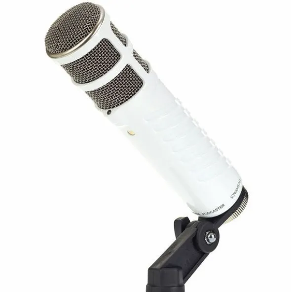 Rode Podcaster Table Bundle