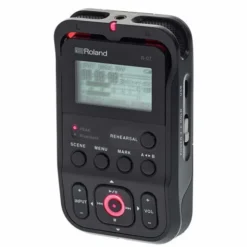 Roland R-07 black Bag Bundle