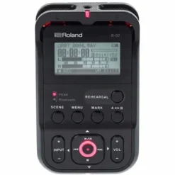 Roland R-07 black Bag Bundle
