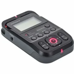 Roland R-07 black Bag Bundle