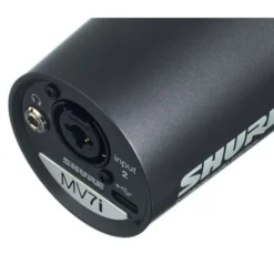 Shure MV7i Desktop Stand Bundle