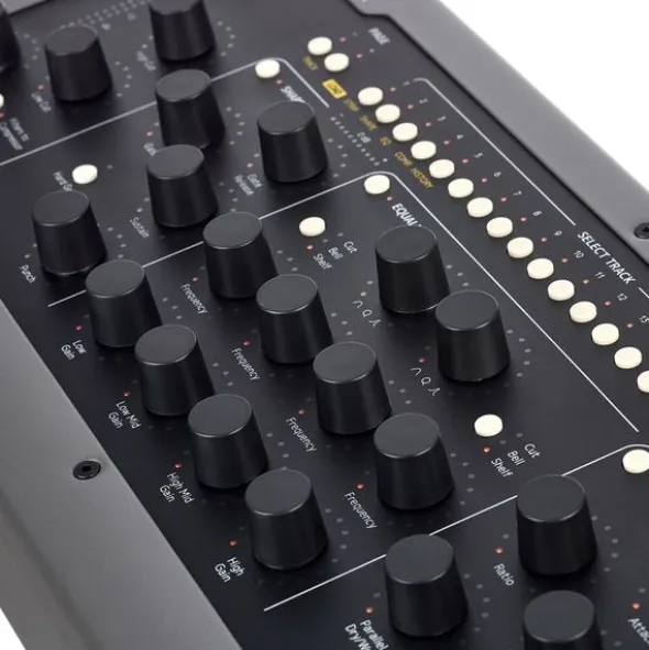 Softube Console 1 Mk2 Stand Bundle