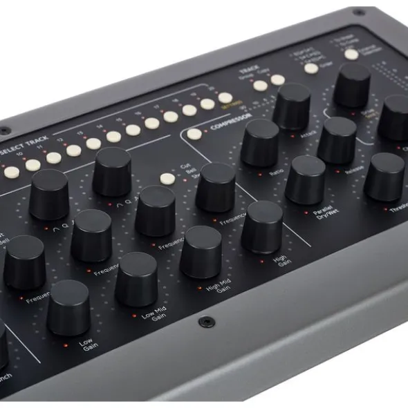 Softube Console 1 Mk2 Stand Bundle