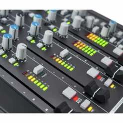 SSL SiX