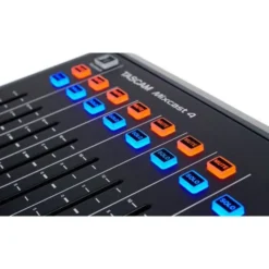 Tascam Mixcast 4 Bag Bundle