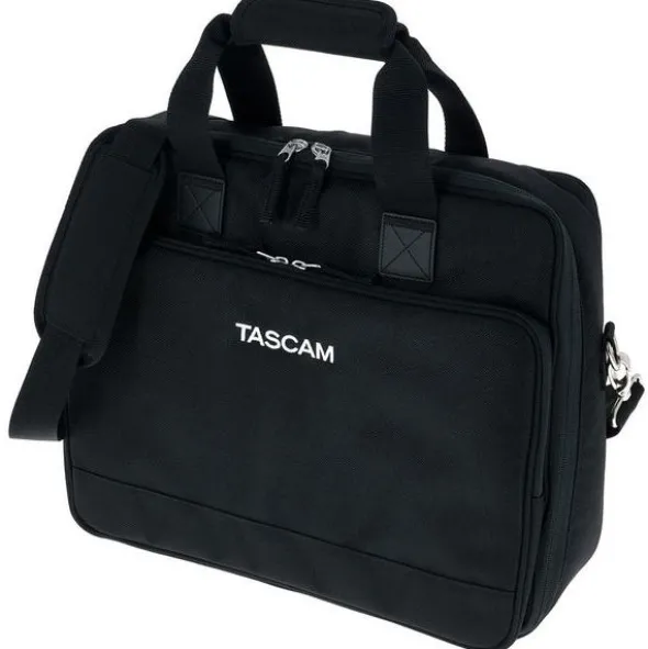 Tascam Mixcast 4 Bag Bundle