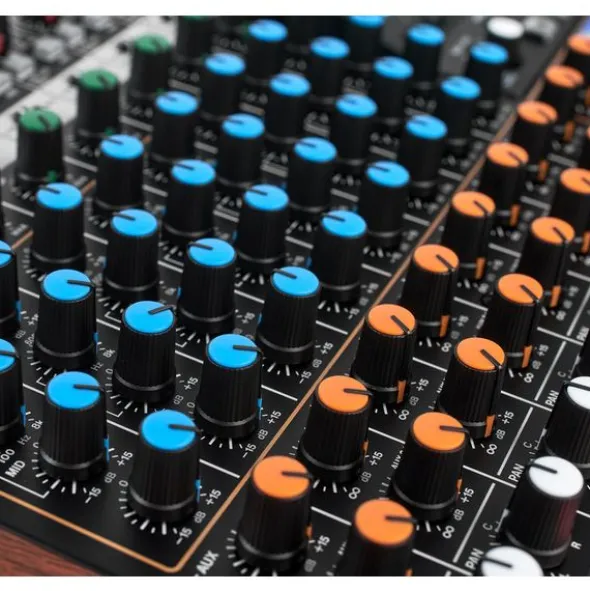 Tascam Model 12