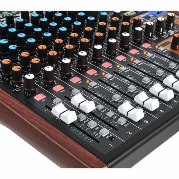 Tascam Model 12