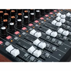 Tascam Model 16