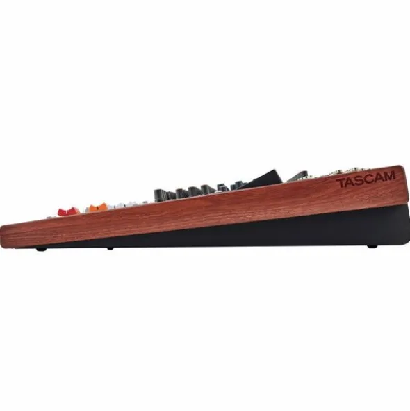 Tascam Model 24