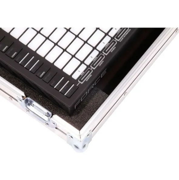 Thon Case Akai Force