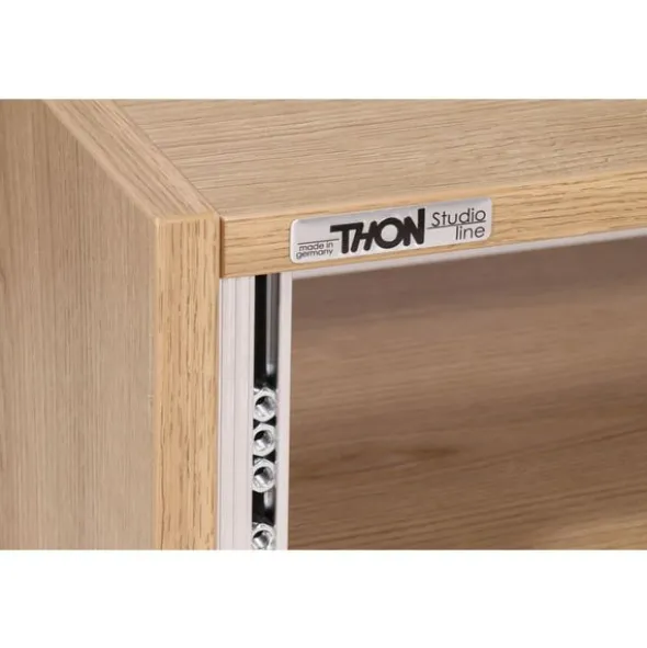 Thon Studio Desktop 5U oak