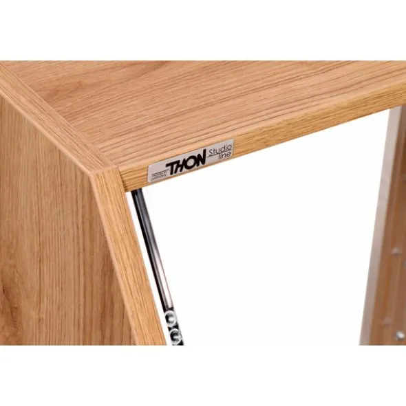 Thon Studio Side Rack XL 10U oak