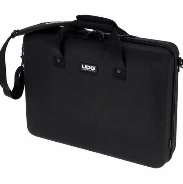 UDG Creator Akai Force Black