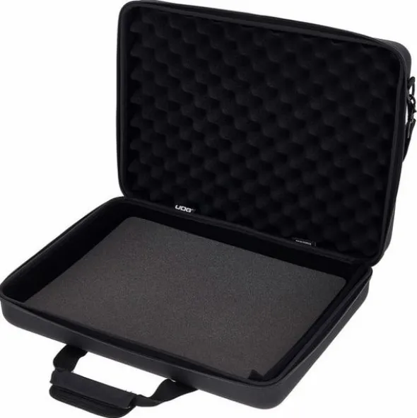 UDG Creator Akai Force Black