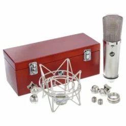 Warm Audio WA-67
