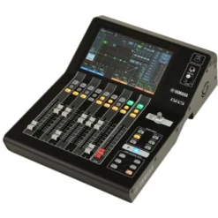 Yamaha DM3 HP Bundle
