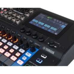 Yamaha MGX12 BK Case Bundle