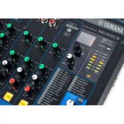 Yamaha MG10XUF Case Bundle