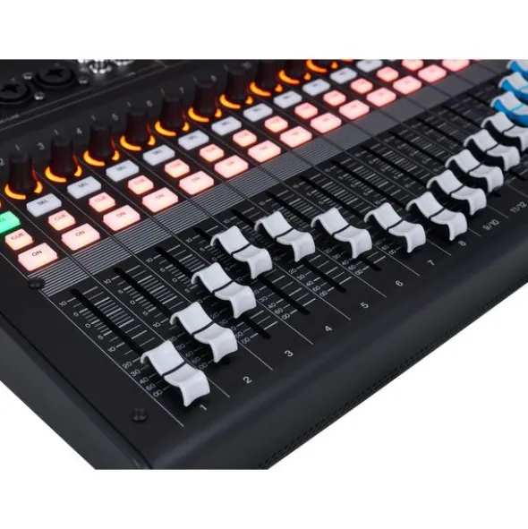 Yamaha MGX16V BK Case Bundle