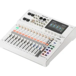 Yamaha MGX12V WH Case Bundle