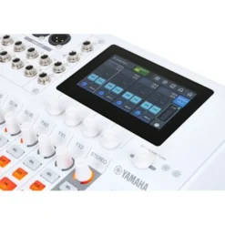 Yamaha MGX16 WH Case Bundle