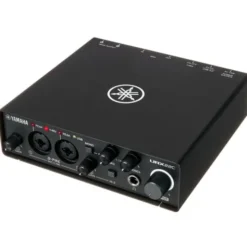 Yamaha URX22C