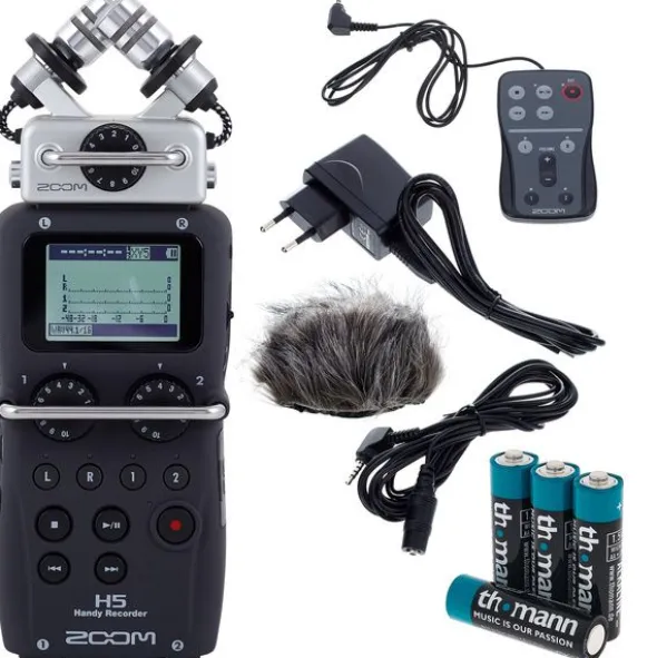Zoom H5 APH-5 Bundle