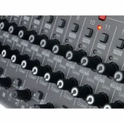 Zoom LiveTrak L-20R