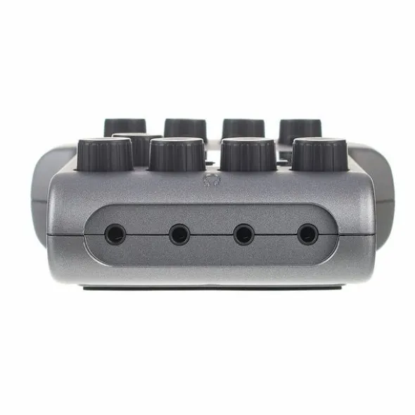 Zoom PodTrak P4 Podcast Mic Set
