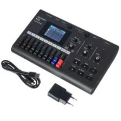 Zoom R12