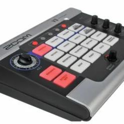 Zoom V3