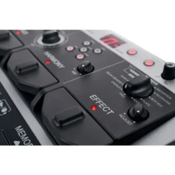 Zoom V6 SP